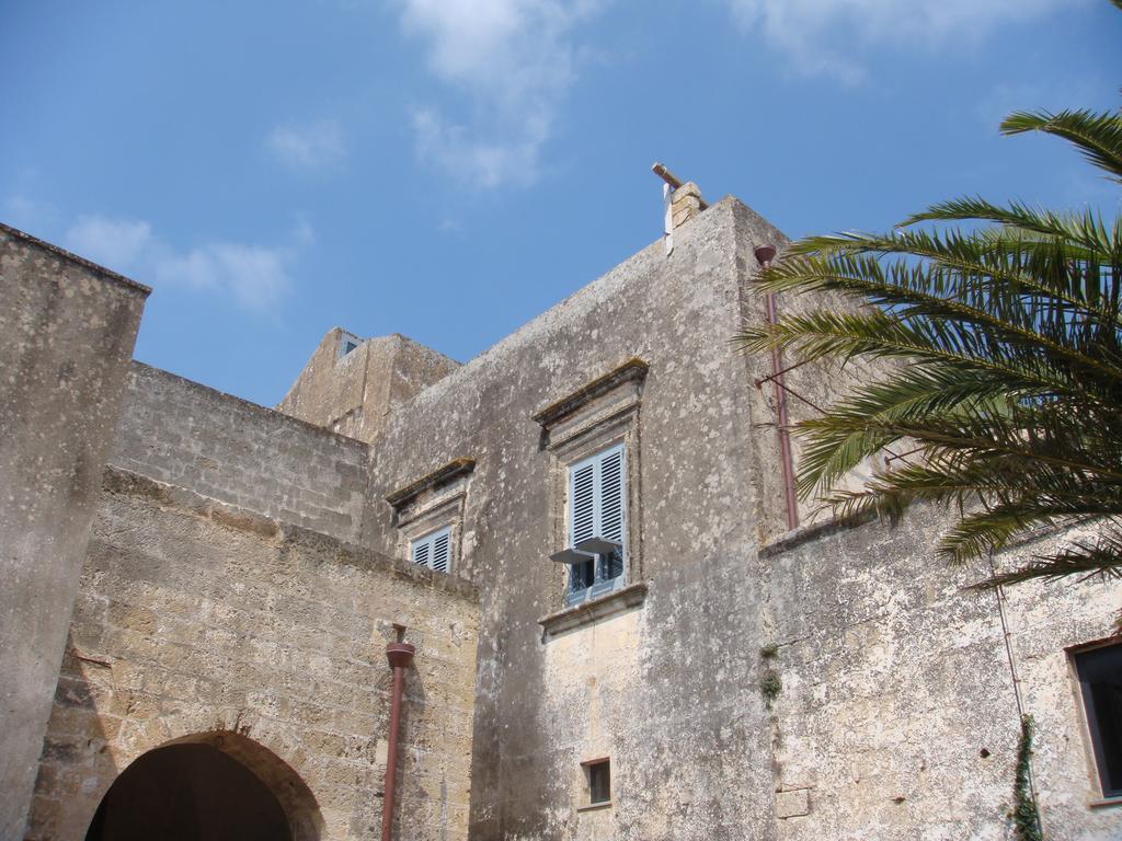 Castle XVIII Near Sea Hotel Gagliano del Capo Exterior photo